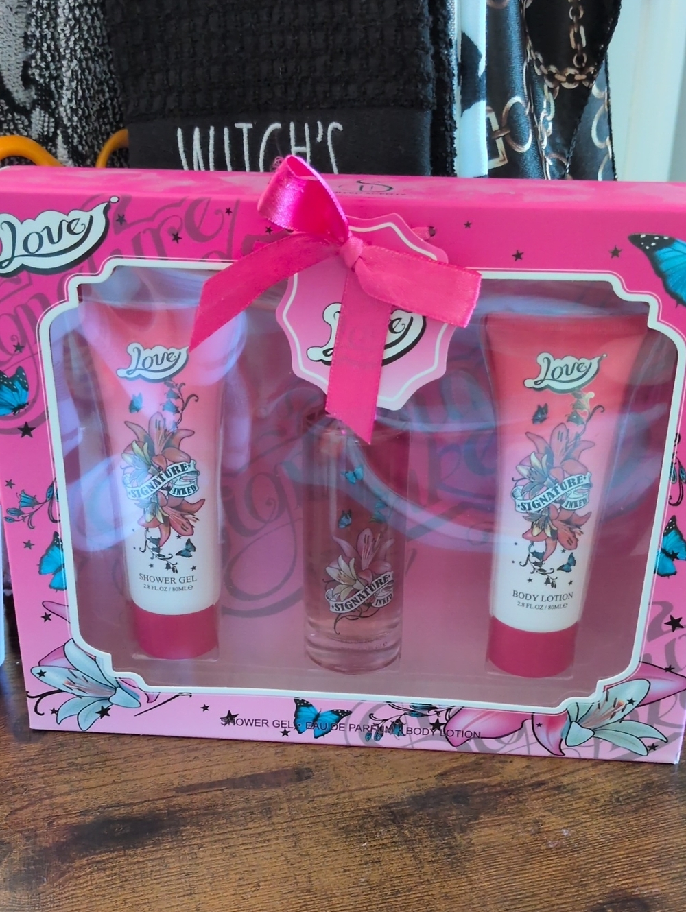 Love Signature Pink Bath & Body Trio with Ribbon Gift Box